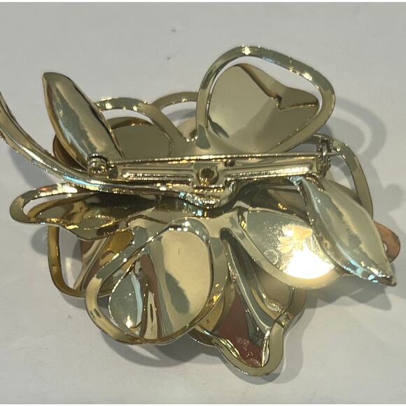 Matte Gold Tone 3D Flower With Iridescent AB Rhinestone Center Stone Brooch Pin - Picture 5 of 6
